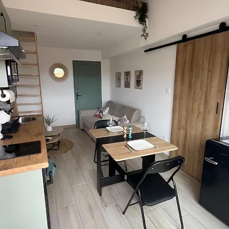 Cosy, Calme, Confort Et Situation Ideale アパート Ponteilla